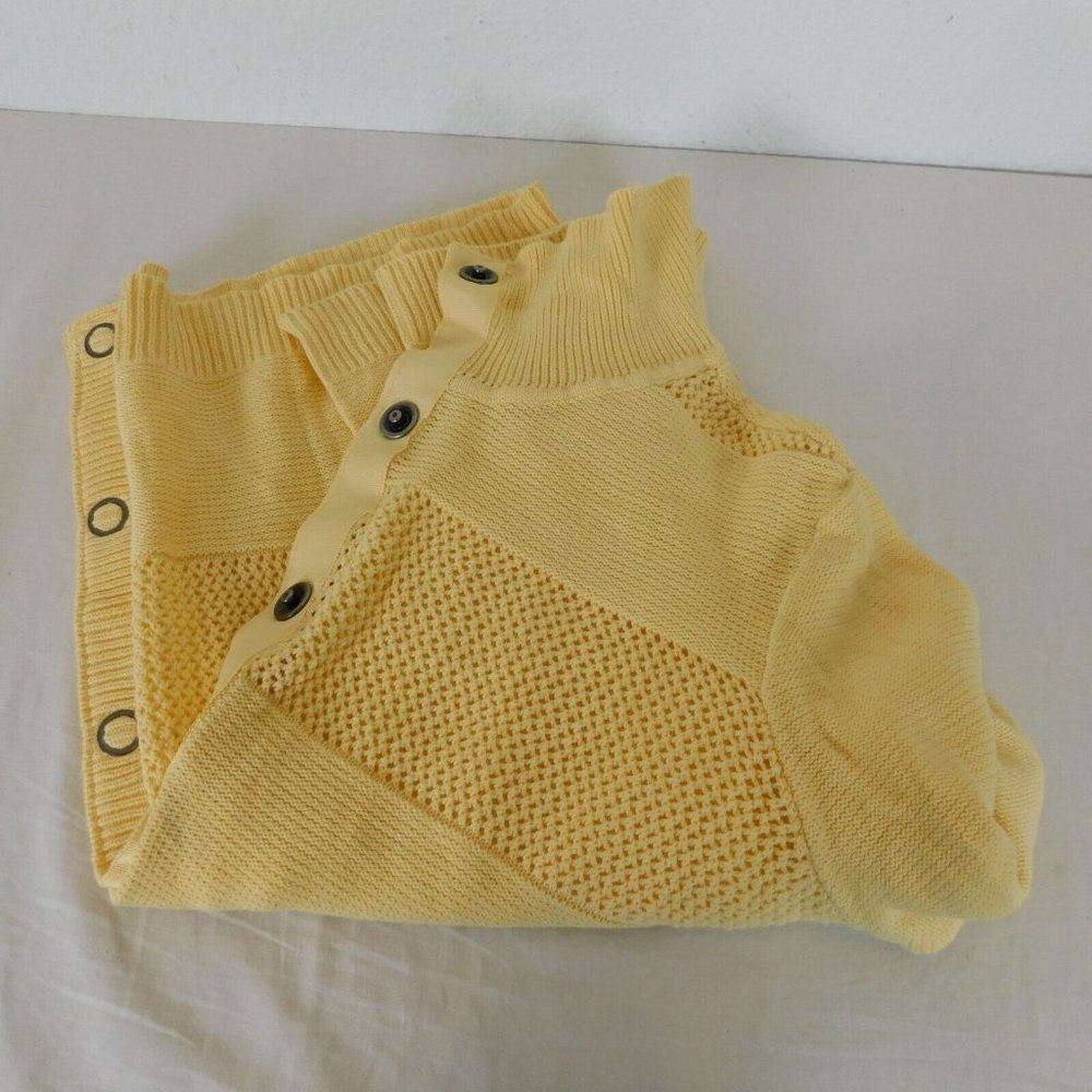 Weekends by Chicos Cardigan Sweater Size 3 (XL/16) Yellow Snaps Long Sleeve - Picture 9 of 9